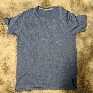 Men’s Medium Reebok shirt